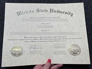 威奇塔州立大学文凭-1