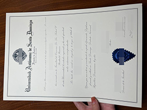 圣多明哥自治大学文凭-1