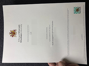 雷克瑟姆大学毕业证-1